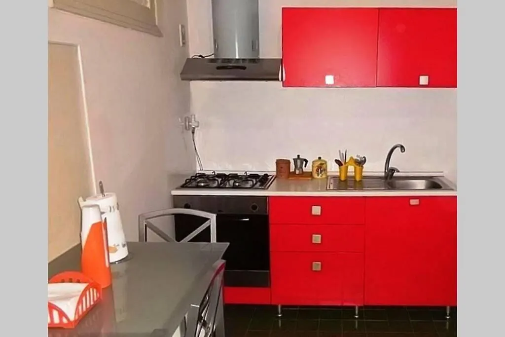 Three Rooms Near Central Station 카타니아 0*,  이탈리아