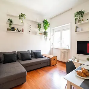citylife-fiera-nuovo-apt-con-wifi-netflix.italymilanhotels.net/