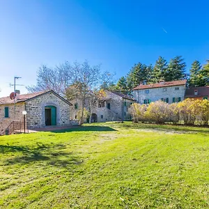 holiday-home-al-volo-del-nibbio-by-interhome.it-tuscanyhotel.com/